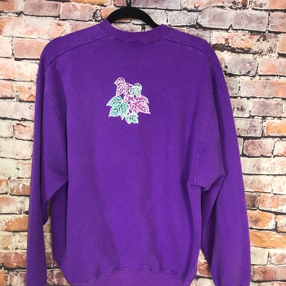 Just an old sweatshirt size large - Picture 3 of 5